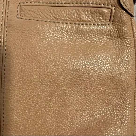 B. Makowsky Camel Tan Leather Crossbody Bag - Picture 7 of 8